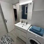 Appartement Grand Lumineux Et Fonctionnel 4 Couchages Gare Routière *