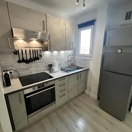 Apartment Grand 4 Couchages Gare Routiere Et Train Station Plages Et Casino A Pied Nespresso Netflix Fast Wifi Menton